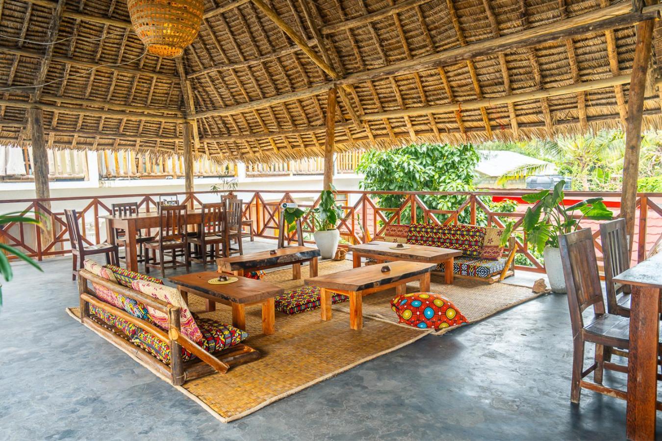La Fontana Restaurant&Bungalows Nungwi Luaran gambar