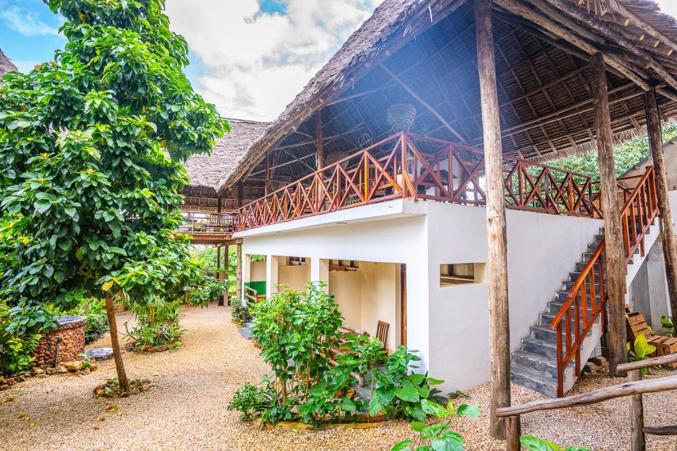 La Fontana Restaurant&Bungalows Nungwi Luaran gambar